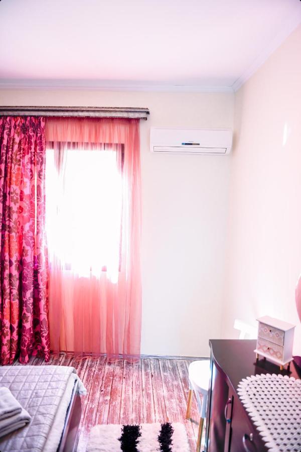 Kuci, Drobonik Villa Berat