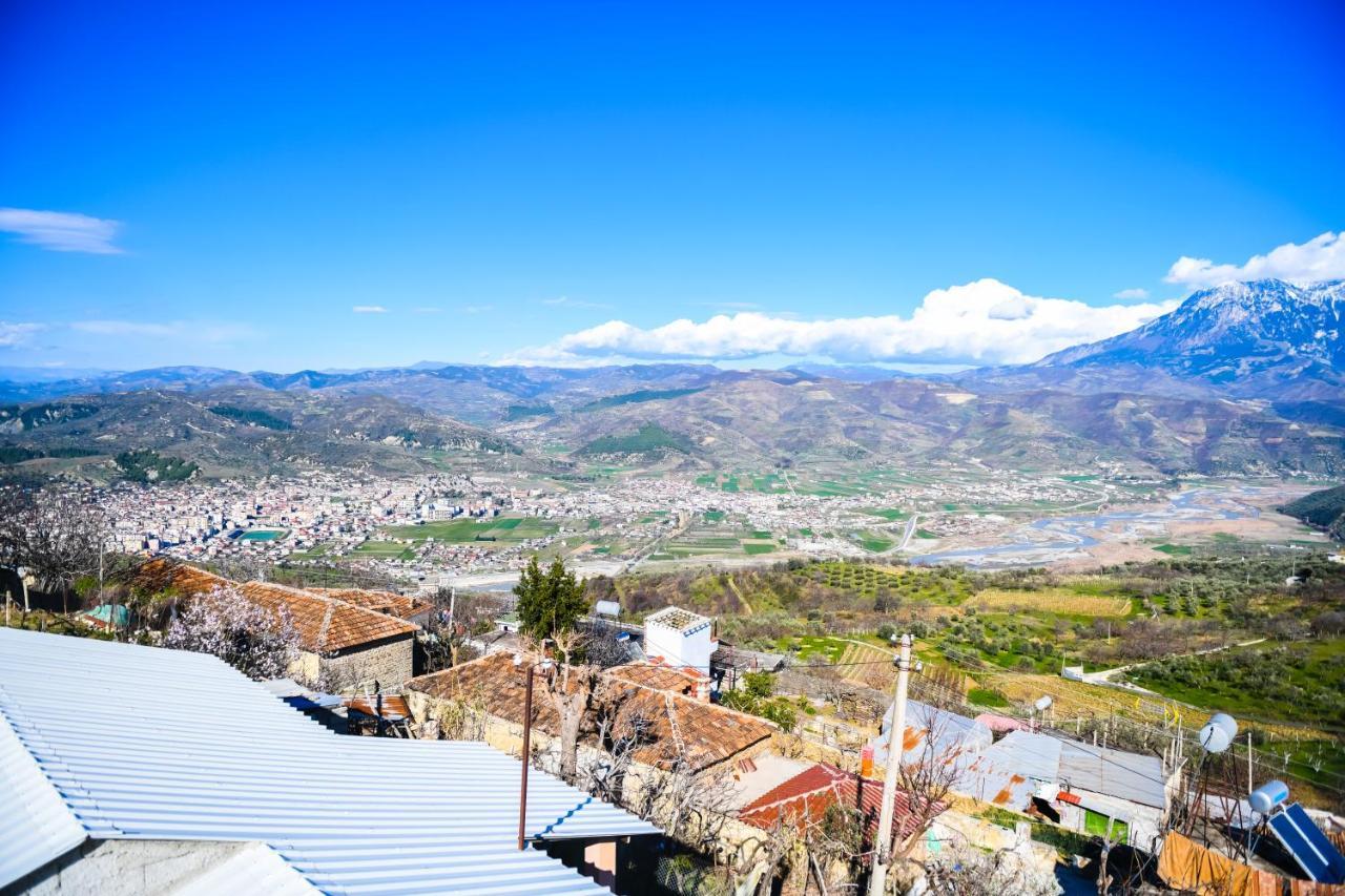 Villa Kuci, Drobonik *
